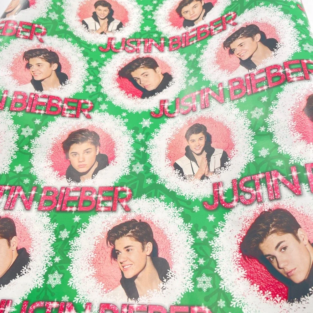 Justin Bieber Vintage Christmas Wrapping Paper Rolls Blue Green Snowflakes Used